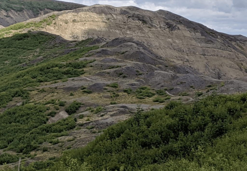 Mud from Mt. St. Helens cresting the Johnston Ridge